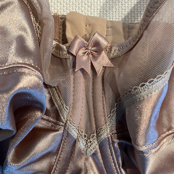 Goddess Full Coverage Support Bra (NWT) - Picture 3 of 10